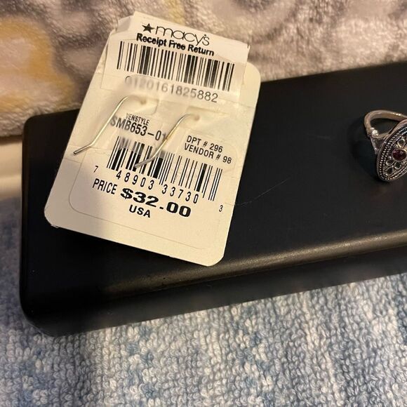 Sterling Macy’s earrings Avon silver tone ring size 5 - Picture 4 of 8